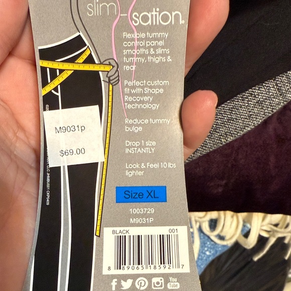 Women's Black Leggings - Picture 6 of 6